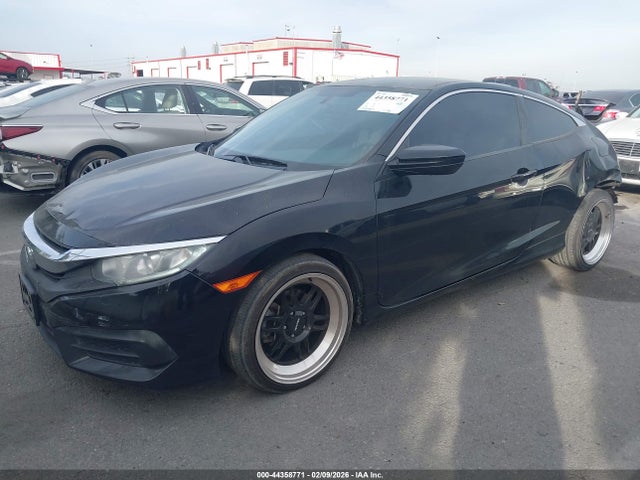 Honda Civic Lx 2017 2HGFC4B56HH306551 Image 2