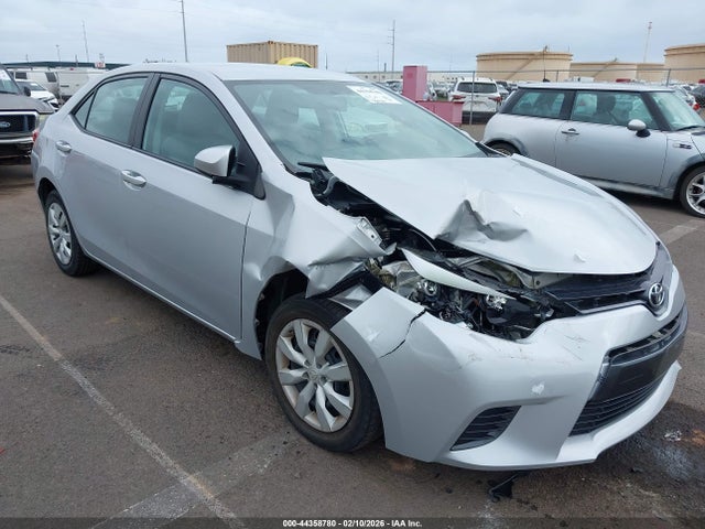 Продаж на аукціоні авто 2015 Toyota Corolla Le/le Plus/le Premium, vin: 5YFBURHE2FP200460, номер лоту: 44358780
