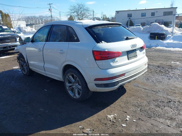 2016 AUDI Q3 WA1GFCFS5GR022678 Photo 2
