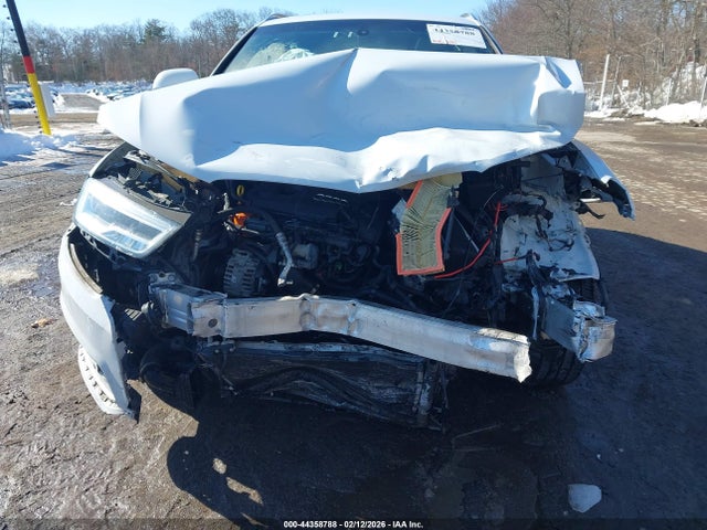 2016 AUDI Q3 WA1GFCFS5GR022678 Photo 5