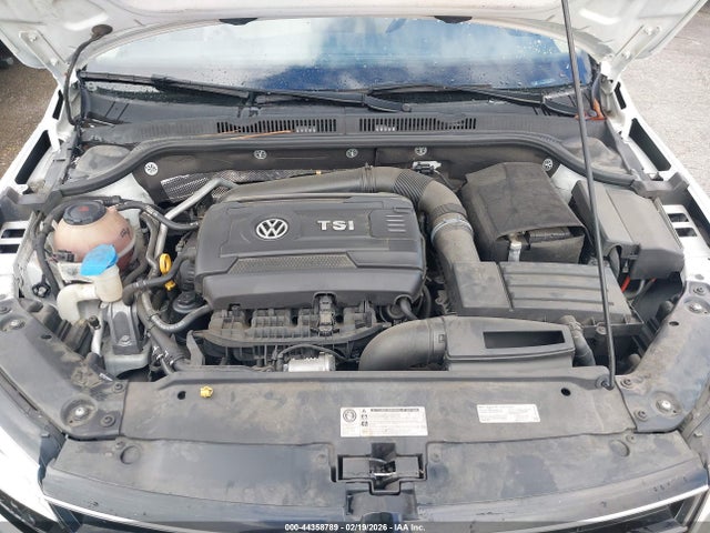 3VWD17AJ2FM216322 Volkswagen Jetta 1.8t Se