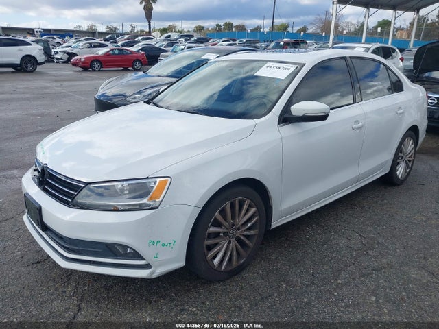 3VWD17AJ2FM216322 Volkswagen Jetta 1.8t Se