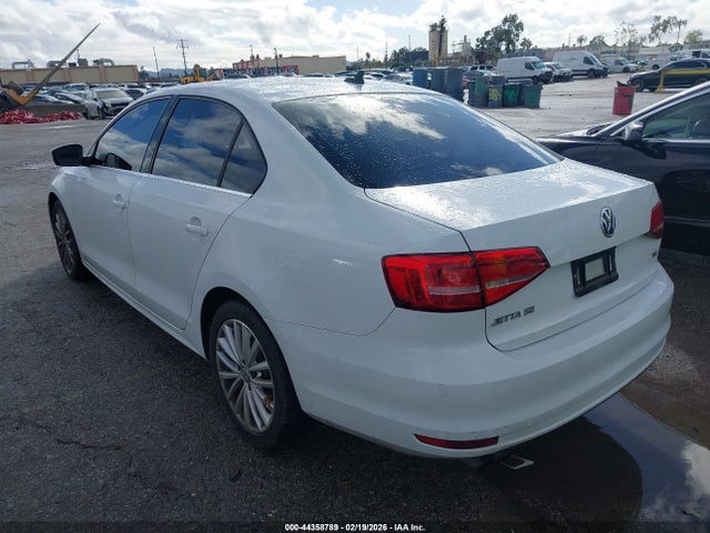 3VWD17AJ2FM216322 Volkswagen Jetta 1.8t Se