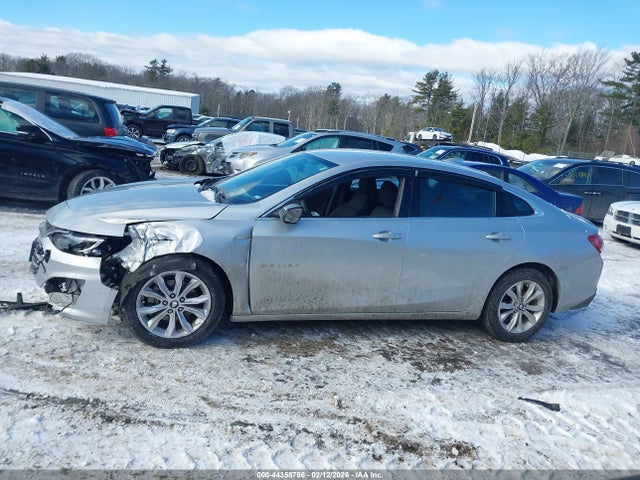 1G1ZD5ST9MF010554 Chevrolet Malibu Fwd Lt