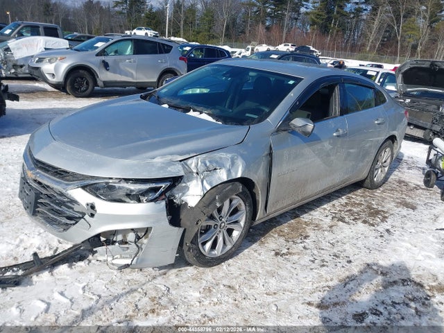 1G1ZD5ST9MF010554 Chevrolet Malibu Fwd Lt