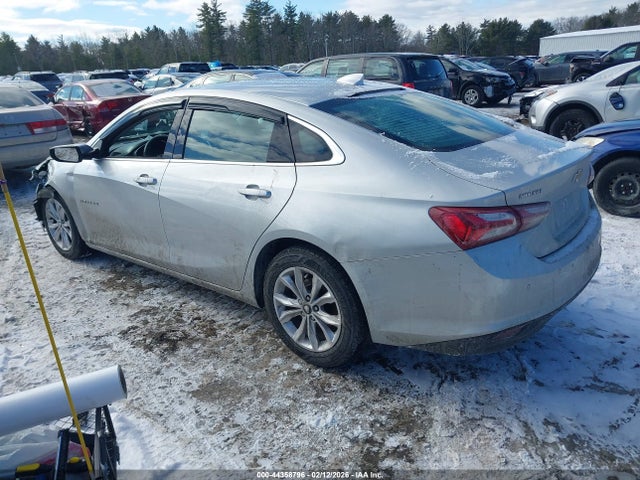 1G1ZD5ST9MF010554 Chevrolet Malibu Fwd Lt