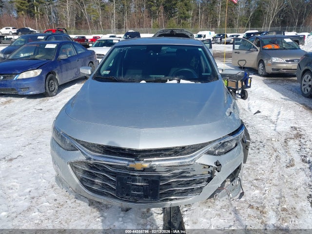 1G1ZD5ST9MF010554 Chevrolet Malibu Fwd Lt