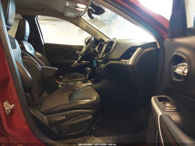 2017 Jeep Cherokee Trailhawk 4x4 მანქანა იყიდება აუქციონზე, vin: 1C4PJMBB7HW632942, აუქციონის ნომერი: 44358807