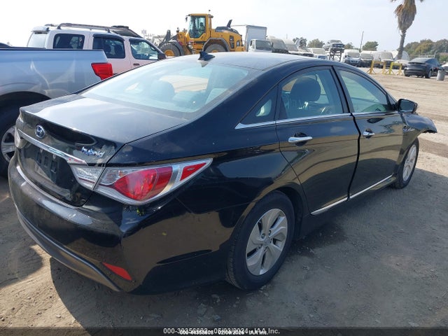 Hyundai SONATA HYBRID 2015 KMHEC4A42FA138594 Image 4
