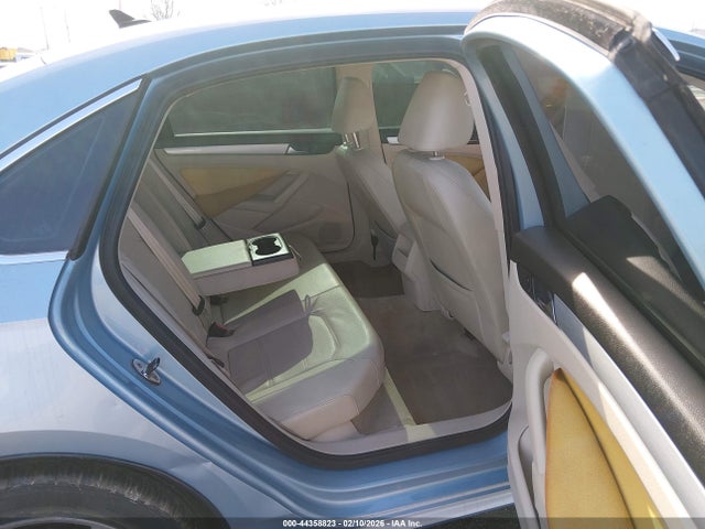 Продаж на аукціоні авто 2012 Volkswagen Passat 2.5l Se, vin: 1VWBH7A37CC089519, номер лоту: 44358823