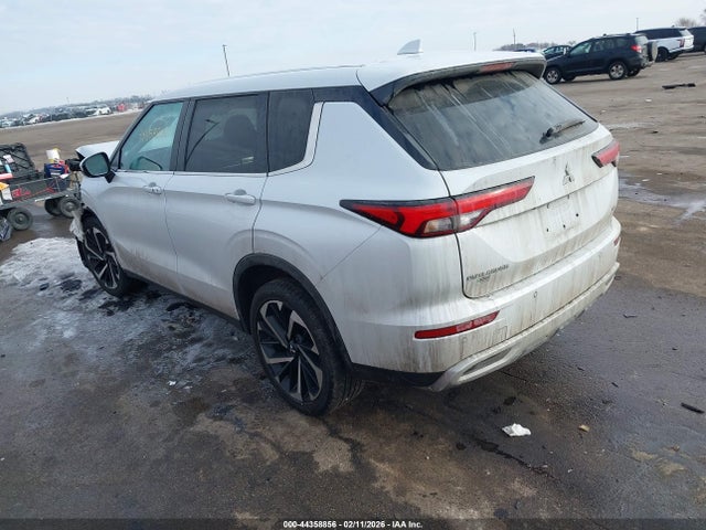 2024 MITSUBISHI OUTLANDER JA4J3VA81RZ065035 Photo 2