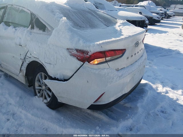 5NPE24AFXJH684389 Hyundai SONATA SE