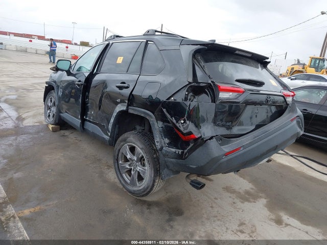 Toyota Rav4 Xle 2022 2T3W1RFVXNC183376 Image 3