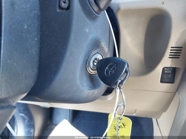 Продажа на аукционе авто 2010 Toyota 4runner Sr5 V6, vin: JTEZU5JR2A5002838, номер лота: 44358987