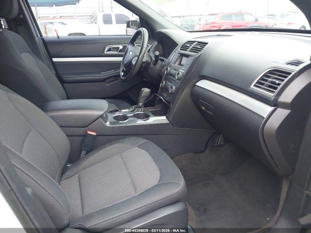 1FM5K7D86HGD04277 Ford EXPLORER XLT