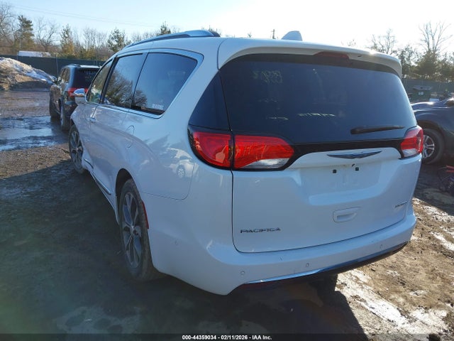 Aukcja sprzedaży 2017 Chrysler Pacifica Limited, vin: 2C4RC1GG6HR817384, numer aukcji: 44359034