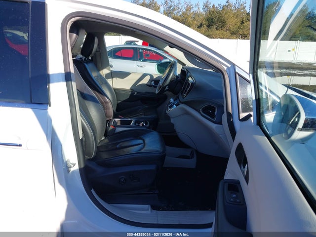Aukcja sprzedaży 2017 Chrysler Pacifica Limited, vin: 2C4RC1GG6HR817384, numer aukcji: 44359034