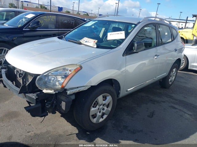 JN8AS5MT8FW155938 Nissan Rogue Select S