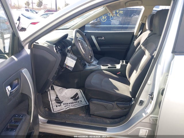 JN8AS5MT8FW155938 Nissan Rogue Select S