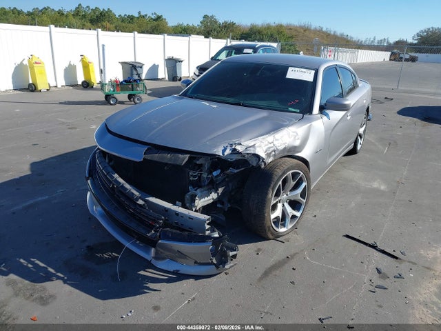 44359072 :رقم المزاد ، 2C3CDXCTXFH851988 vin ، 2015 Dodge Charger R/t مزاد بيع