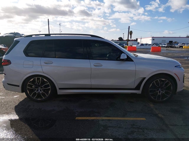 5UX23EM04R9S46158 BMW X7 Xdrive40i