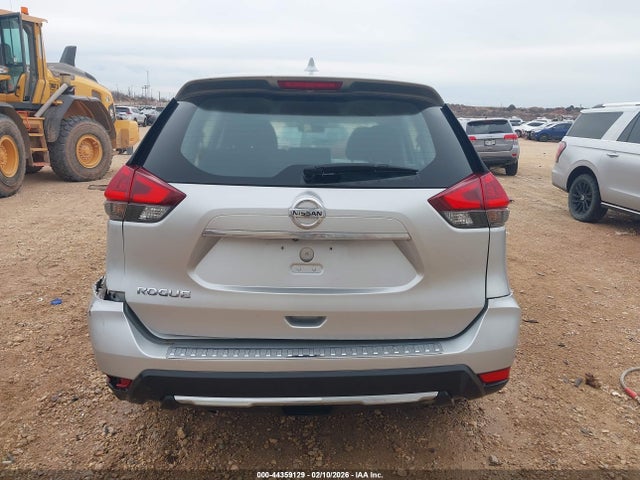 Nissan ROGUE S 2018 JN8AT2MT0JW460516 Image 16