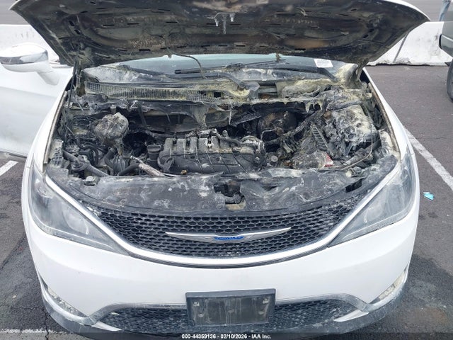 44359136 :رقم المزاد ، 2C4RC1GG6JR185752 vin ، 2018 Chrysler Pacifica Limited مزاد بيع
