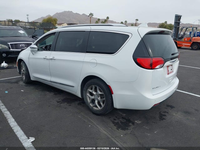 44359136 :رقم المزاد ، 2C4RC1GG6JR185752 vin ، 2018 Chrysler Pacifica Limited مزاد بيع