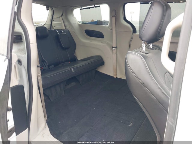 44359136 :رقم المزاد ، 2C4RC1GG6JR185752 vin ، 2018 Chrysler Pacifica Limited مزاد بيع