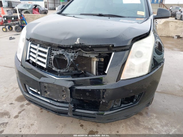 Продажа на аукционе авто 2015 Cadillac Srx Luxury Collection, vin: 3GYFNBE33FS561072, номер лота: 44359138