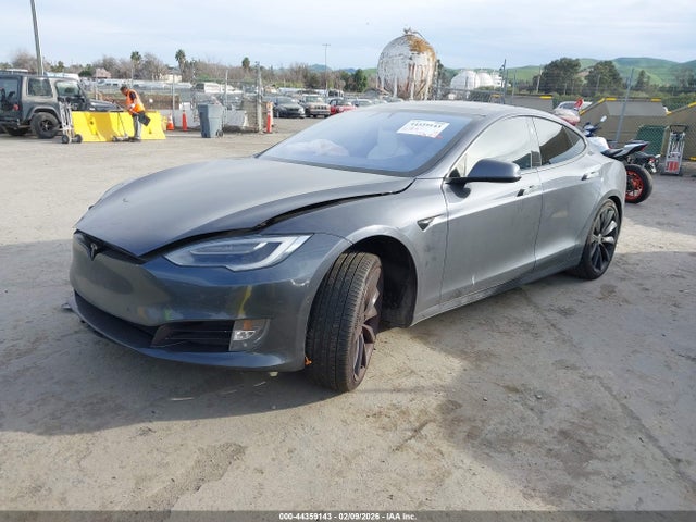 Продаж на аукціоні авто 2018 Tesla Model S 100d/75d/p100d, vin: 5YJSA1E26JF275980, номер лоту: 44359143