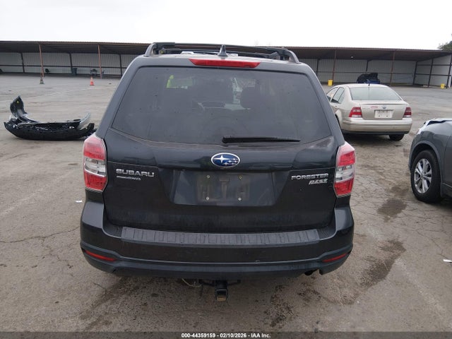 Subaru Forester 2.5i Premium 2016 JF2SJADCXGH457654 Image 17
