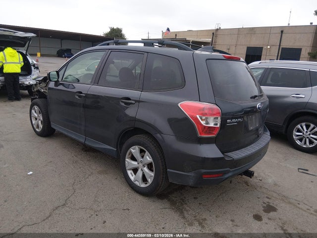 Subaru Forester 2.5i Premium 2016 JF2SJADCXGH457654 Image 3