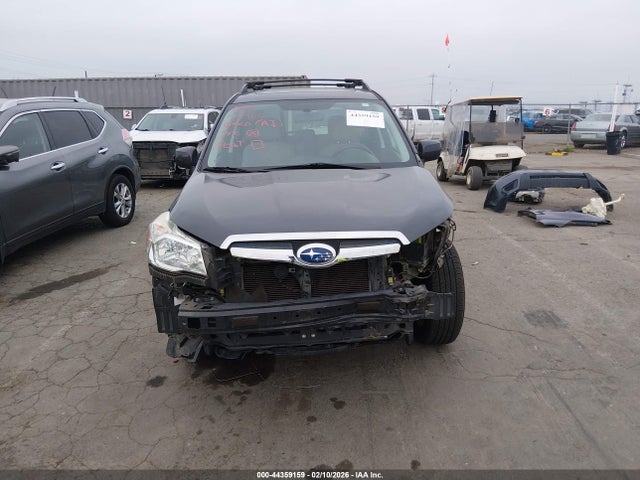 Subaru Forester 2.5i Premium 2016 JF2SJADCXGH457654 Image 6