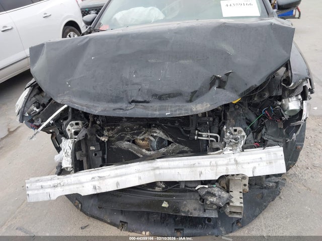 Продажа на аукционе авто 2016 Chrysler 200 C, vin: 1C3CCCCG8GN163382, номер лота: 44359166