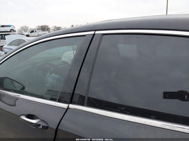 Продажа на аукционе авто 2016 Chrysler 200 C, vin: 1C3CCCCG8GN163382, номер лота: 44359166