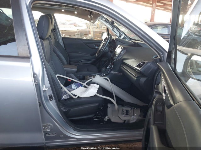 Subaru Forester Premium 2023 JF2SKAECXPH543221 Image 5