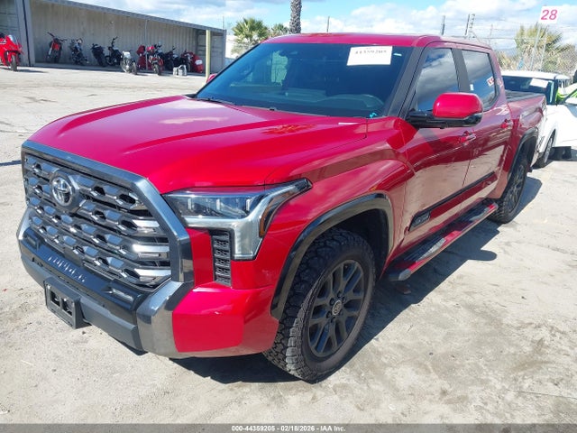 44359205 :رقم المزاد ، 5TFNA5DB9RX131685 vin ، 2024 Toyota Tundra Platinum مزاد بيع