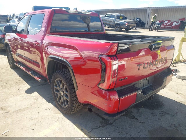 44359205 :رقم المزاد ، 5TFNA5DB9RX131685 vin ، 2024 Toyota Tundra Platinum مزاد بيع