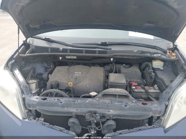 2018 TOYOTA SIENNA 5TDYZ3DC6JS963188 Photo 9