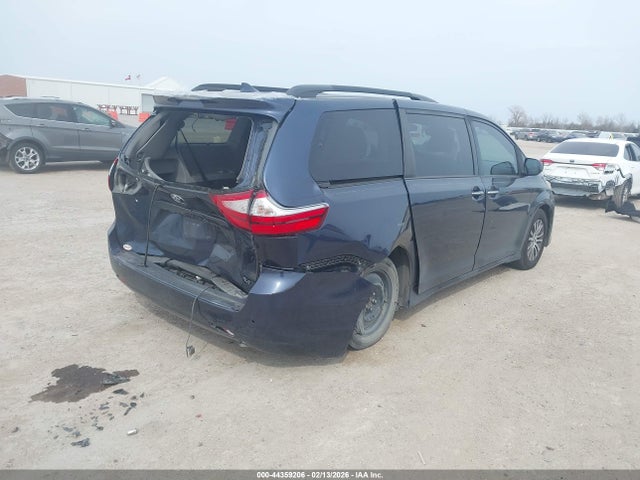 2018 TOYOTA SIENNA 5TDYZ3DC6JS963188 Photo 3