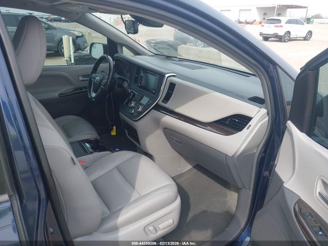 2018 TOYOTA SIENNA 5TDYZ3DC6JS963188 Photo 4