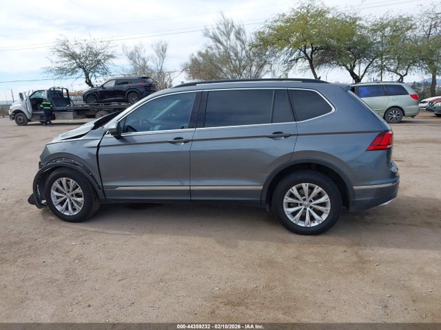 3VV3B7AX5JM054910 Volkswagen Tiguan 2.0t Se/2.0t Sel