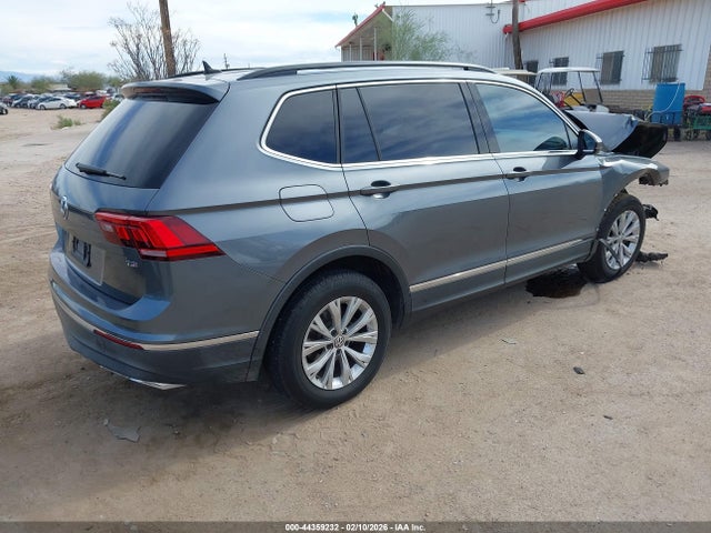 3VV3B7AX5JM054910 Volkswagen Tiguan 2.0t Se/2.0t Sel