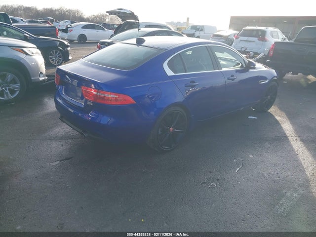 2017 JAGUAR XE SAJAK4BVXHA963932 Photo 3