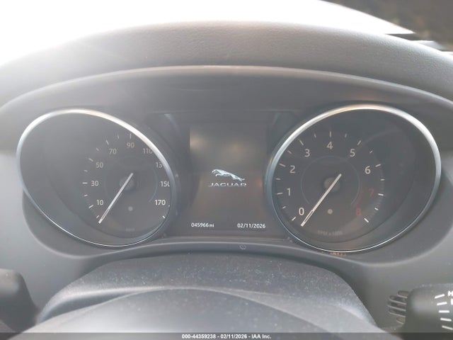2017 JAGUAR XE SAJAK4BVXHA963932 Photo 6