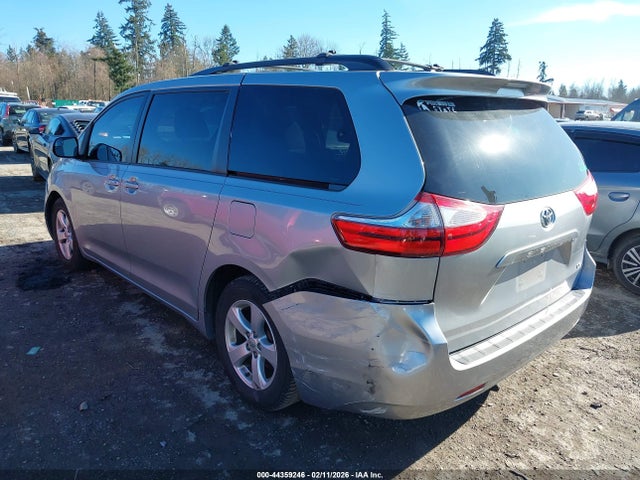 5TDKK3DC9FS608517 Toyota Sienna Le 8 Passenger