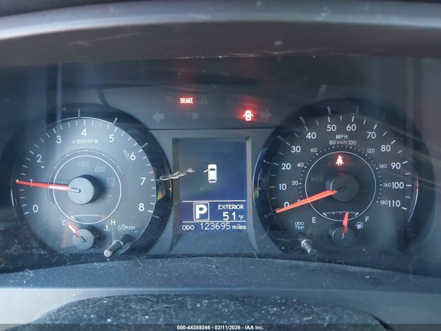 5TDKK3DC9FS608517 Toyota Sienna Le 8 Passenger