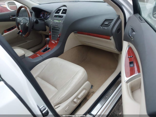 2010 Lexus Es 350 მანქანა იყიდება აუქციონზე, vin: JTHBK1EG4A2384979, აუქციონის ნომერი: 44359260