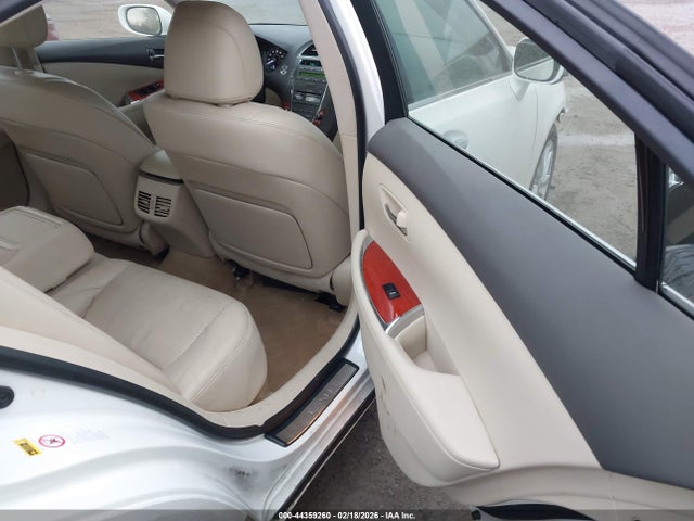2010 Lexus Es 350 მანქანა იყიდება აუქციონზე, vin: JTHBK1EG4A2384979, აუქციონის ნომერი: 44359260